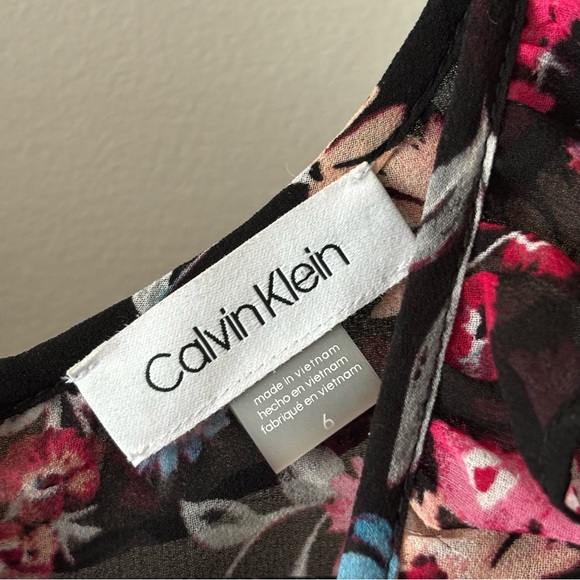 CALVIN KLEIN - FLORAL ASYMMETRIC MIDI DRESS - Picture 5 of 7